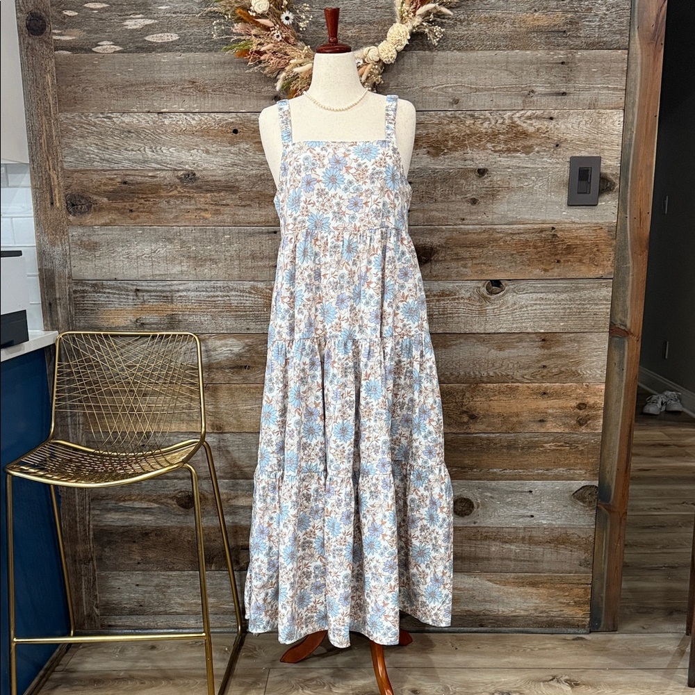 American Eagle Outfitters White and Light Blue Floral Maxi Dress